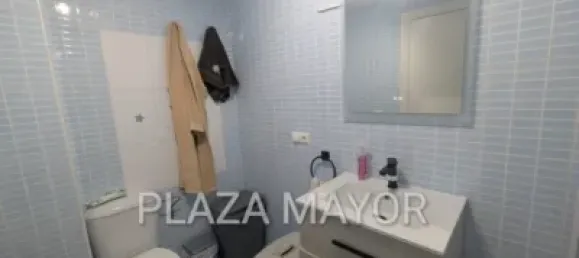 Apartamento de 3 dormitorios en Salamanca, Spain No. 187799 9