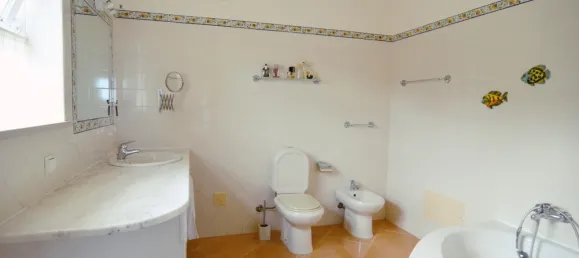 3 bedrooms House in Quelfes, Portugal No. 98216 71