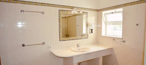 3 bedrooms House in Quelfes, Portugal No. 98216 66