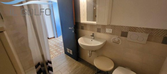 Studio in San Bartolomeo al Mare, Italy No. 267905 10