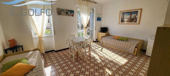 Studio in San Bartolomeo al Mare, Italy No. 267905 4