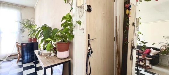 1 bedroom Apartment in Gagny, France No. 364030 8