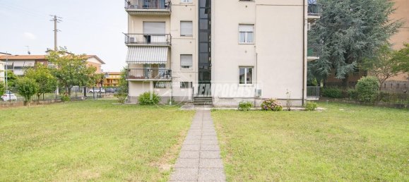 2-salle Appartement à Canonica d'Adda, Italy No. 66762 40