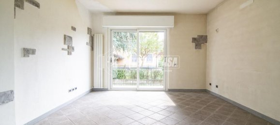 2-salle Appartement à Canonica d'Adda, Italy No. 66762 6