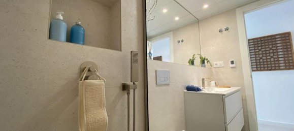 3 bedrooms Bungalow in Alicante, Spain No. 177093 17