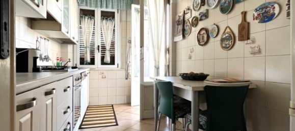 5 bedrooms Villa in Rimini, Italy No. 119363 3