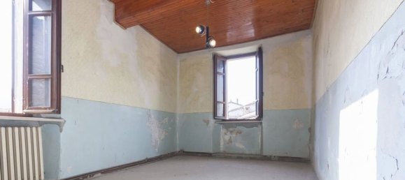 4 rooms Apartment in Alta Val Tidone, Italy No. 108840 6