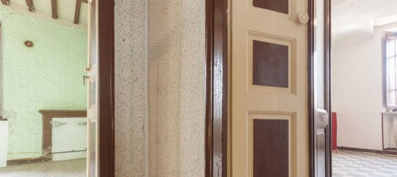 4 rooms Apartment in Alta Val Tidone, Italy No. 108840 8