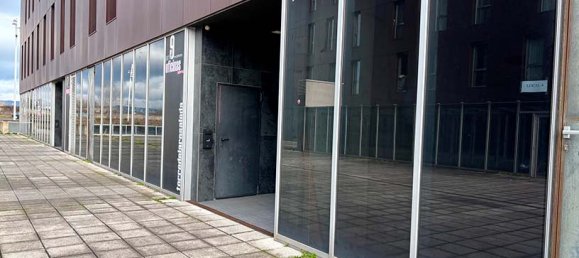 Коммерческая недвижимость 2157м² в Куатровиентос, Испания № 84056 8