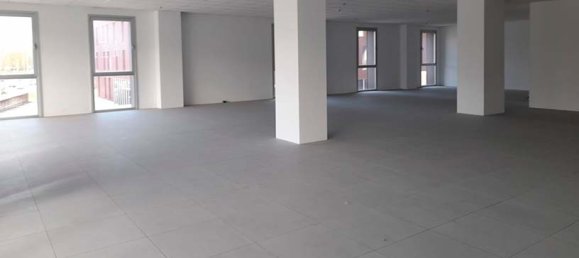 Коммерческая недвижимость 2157м² в Куатровиентос, Испания № 84056 14
