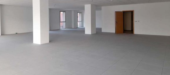 Коммерческая недвижимость 2157м² в Куатровиентос, Испания № 84056 16