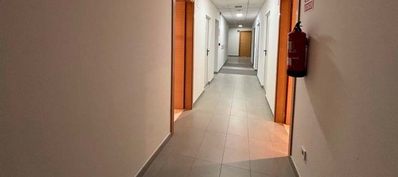 Коммерческая недвижимость 2157м² в Куатровиентос, Испания № 84056 12