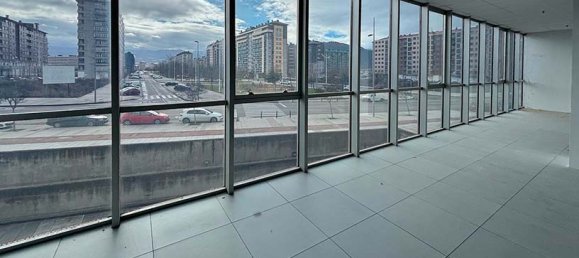 Коммерческая недвижимость 2157м² в Куатровиентос, Испания № 84056 6