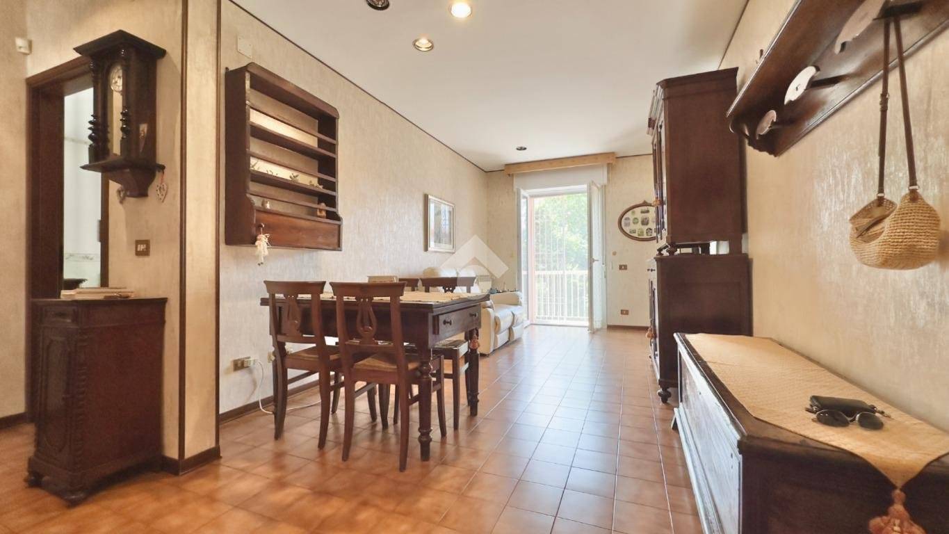 2 Schlafzimmer Wohnung in Novi Ligure, Italy, Nr. 269055