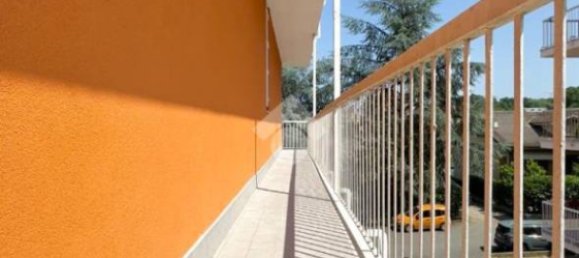 2 Schlafzimmer Wohnung in Novi Ligure, Italy, Nr. 269055 6