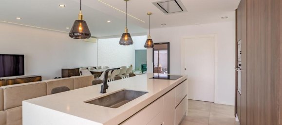 4 bedrooms Villa in Faro, Portugal No. 232370 13