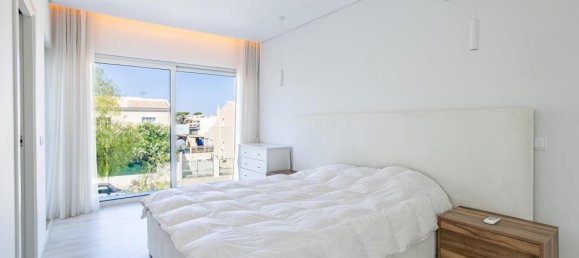 4 bedrooms Villa in Faro, Portugal No. 232370 16