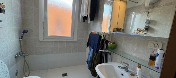 3 rooms Apartment in Rome, Italy No. 183136 42