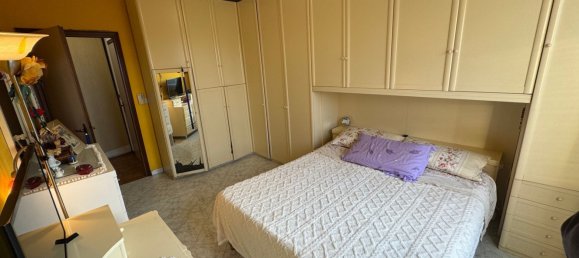 3 rooms Apartment in Rome, Italy No. 183136 4