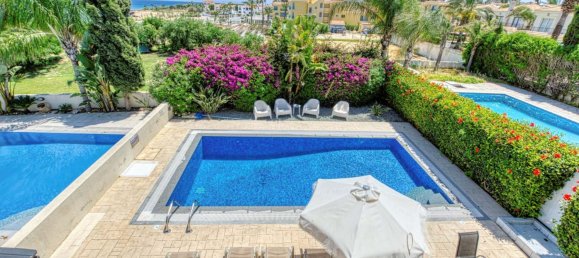 3 bedrooms Villa in Paralimni, Cyprus No. 5661 2