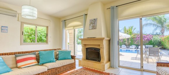 3 bedrooms Villa in Paralimni, Cyprus No. 5661 5