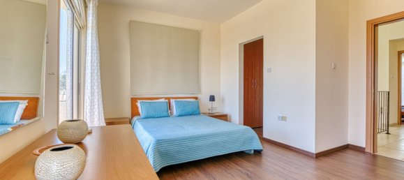 3 bedrooms Villa in Paralimni, Cyprus No. 5661 13