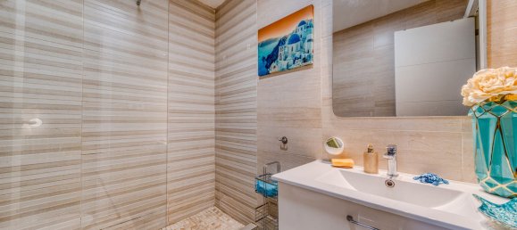 3 bedrooms Villa in Estepona, Spain No. 54449 17