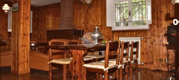 4 bedrooms Villa in Parma, Italy No. 325769 21