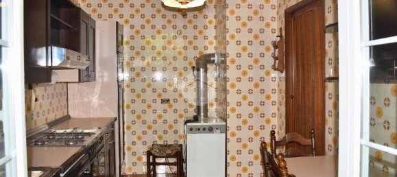 4 bedrooms Villa in Parma, Italy No. 325769 8