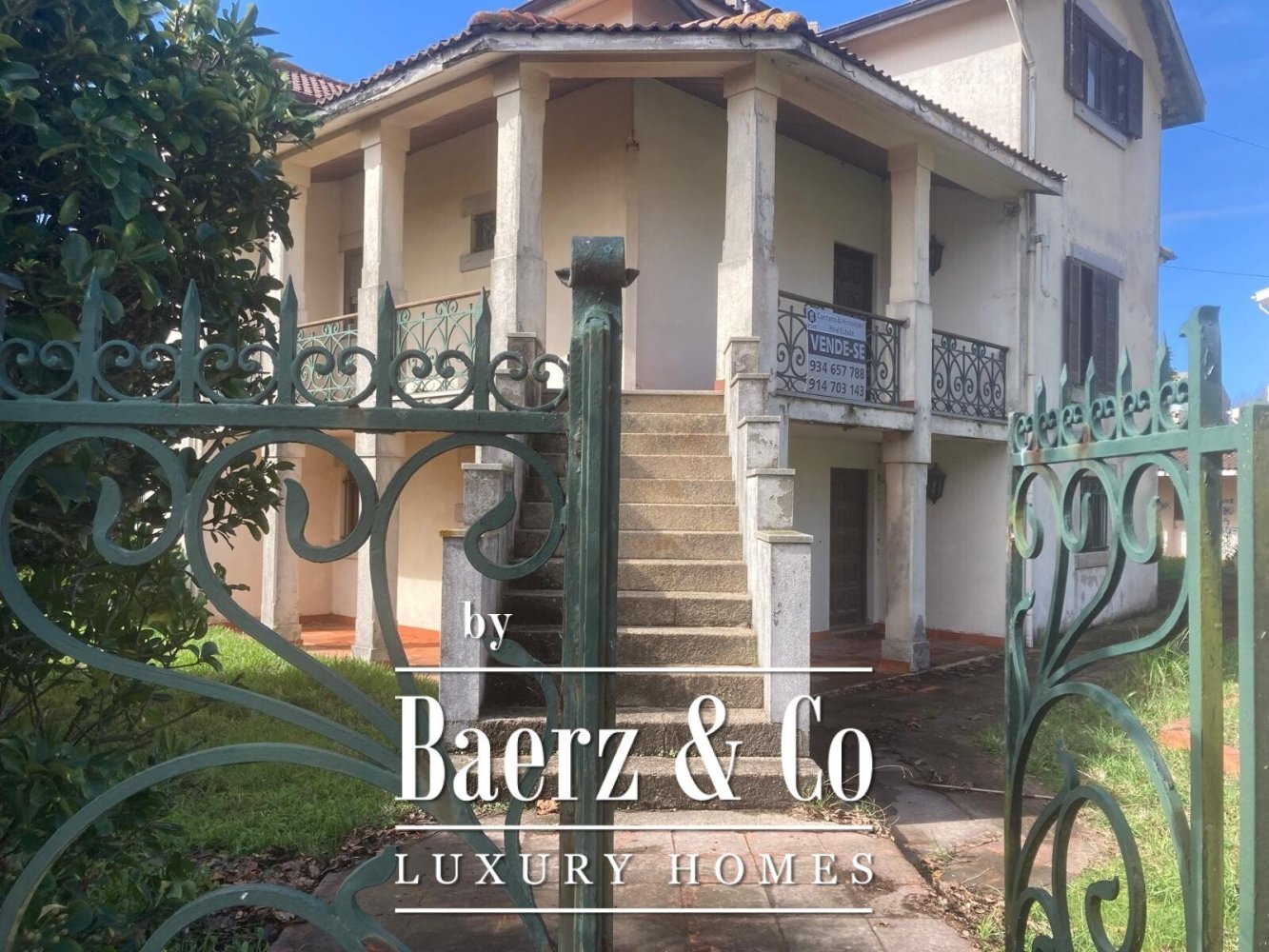 8 bedrooms Villa in Vila Nova de Gaia, Portugal No. 128441