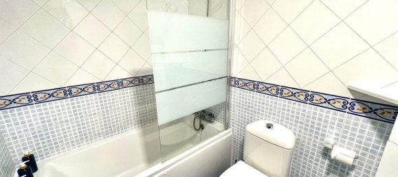 2 bedrooms Apartment in Torrevieja, Spain No. 142311 2