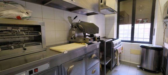 3 rooms Commercial property in Asti, Italy No. 212674 18