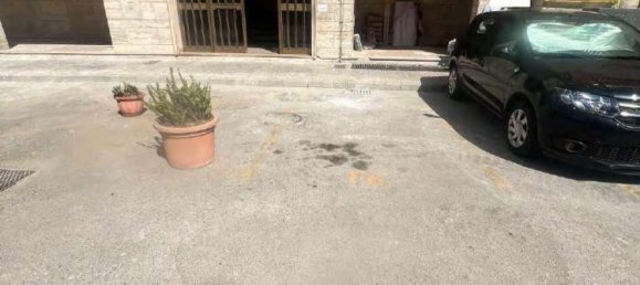 6 rooms Apartment in Naples, Italy No. 224723 9