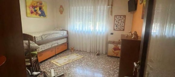 6 rooms Apartment in Naples, Italy No. 224723 6