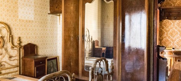 5 rooms House in Lizzano in Belvedere, Italy No. 269767 25