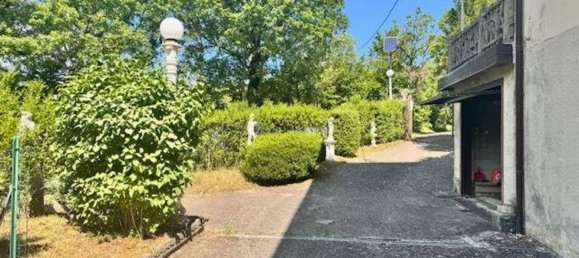 5 rooms House in Lizzano in Belvedere, Italy No. 269767 14