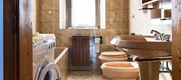 5 rooms House in Lizzano in Belvedere, Italy No. 269767 26