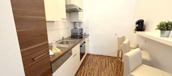 2 rooms Apartment in Rudolfsheim-Funfhaus, Austria No. 215536 3