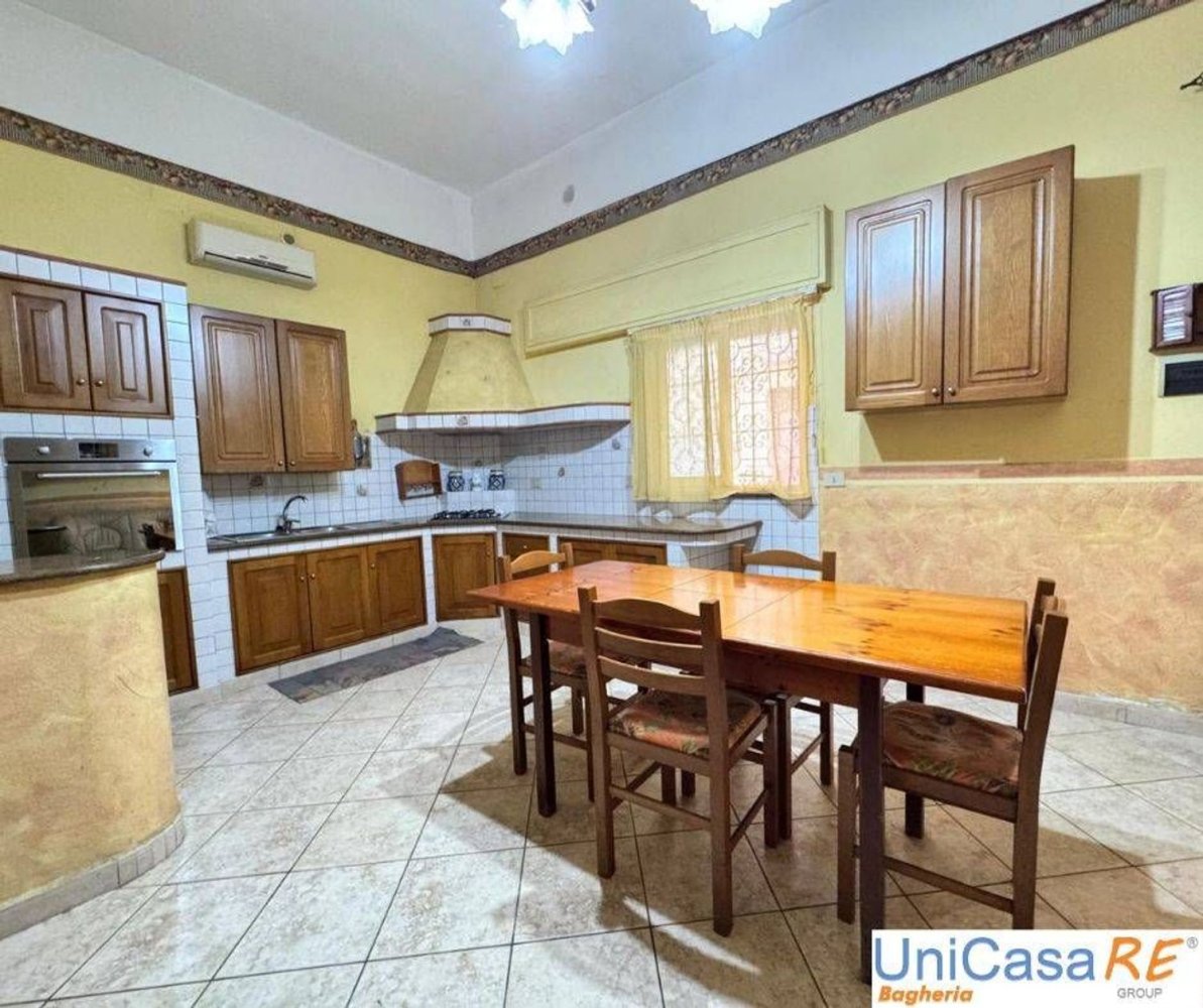 4 rooms Apartment in Bagheria, Italy No. 94442