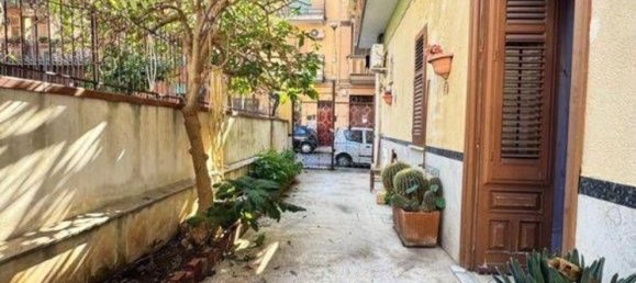 4 rooms Apartment in Bagheria, Italy No. 94442 11
