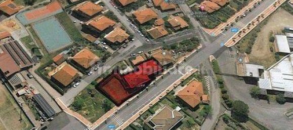 Gewerbliche Immobilie in Castelfranco Piandiscò, Italy 450m², Nr. 134645 2