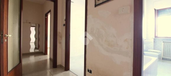 2 bedrooms Apartment in Pescara, Italy No. 323655 5