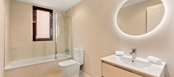 3 bedrooms Penthouse in Benahavis, Spain No. 136424 17