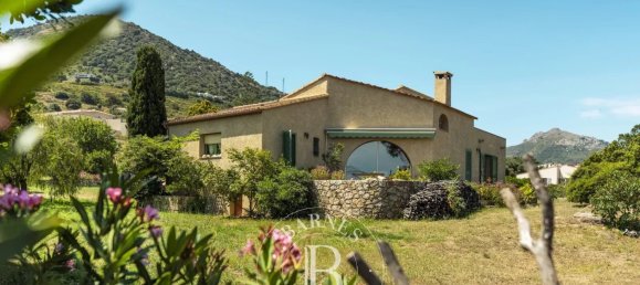 3 Schlafzimmer Villa in L'Ile-Rousse, France, Nr. 352108 2
