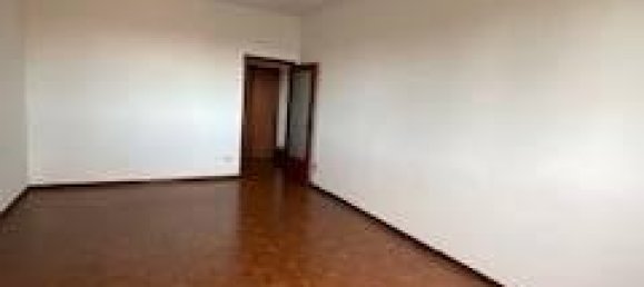5 rooms Apartment in Ferrara, Italy No. 113702 7