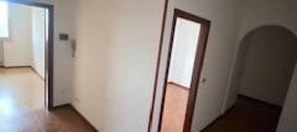 5 rooms Apartment in Ferrara, Italy No. 113702 16
