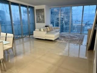 2 Schlafzimmer Gewerbliche Immobilien in Miami, USA, Nr. 615838