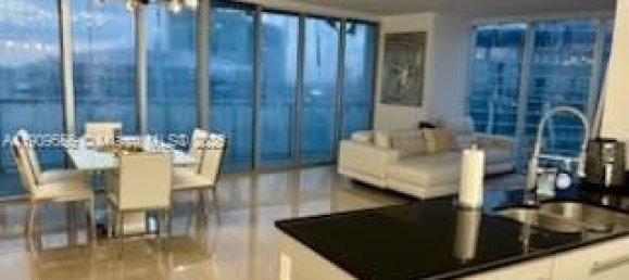 2 Schlafzimmer Gewerbliche Immobilien in Miami, USA, Nr. 615838 14