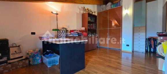 Penthouse T3 em Reggio Emilia, Italy N.º 17074 29