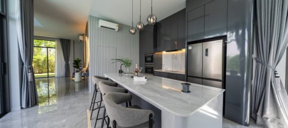 Moradia T4 em Pattaya, Thailand N.º 26118 26